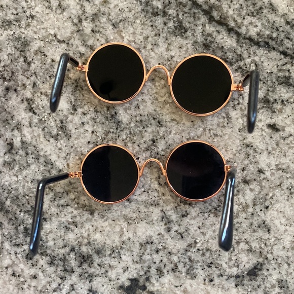 Two pair of mini cat sunglasses - Picture 3 of 4